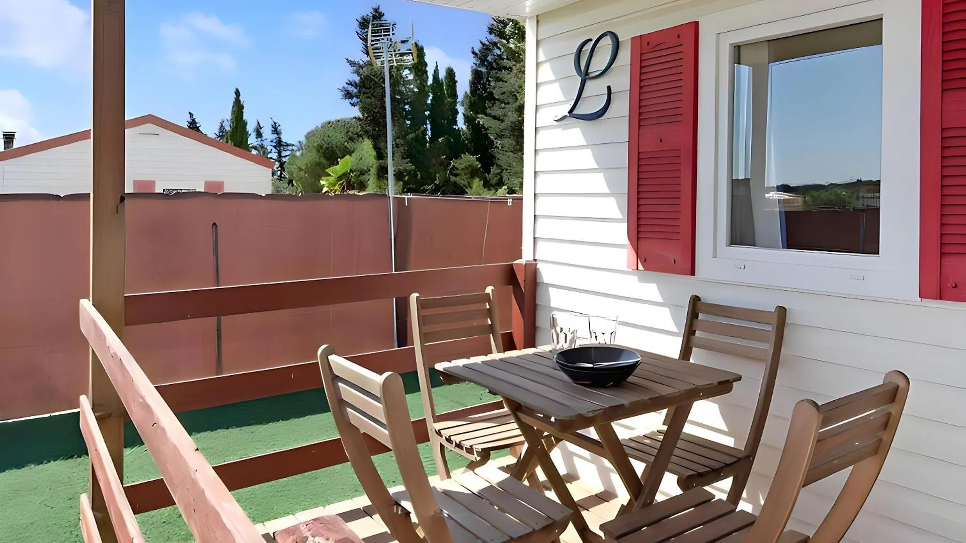 مكان تخييم Bungalows Cerca De La Playa Con Piscina, Jardin كونيل ذي لا فرونتيرا